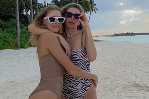 Пермінова (на фото зліва): Багато людей каже, що ми схожі на сестер, насправді ми відчуваємо себе сестрами