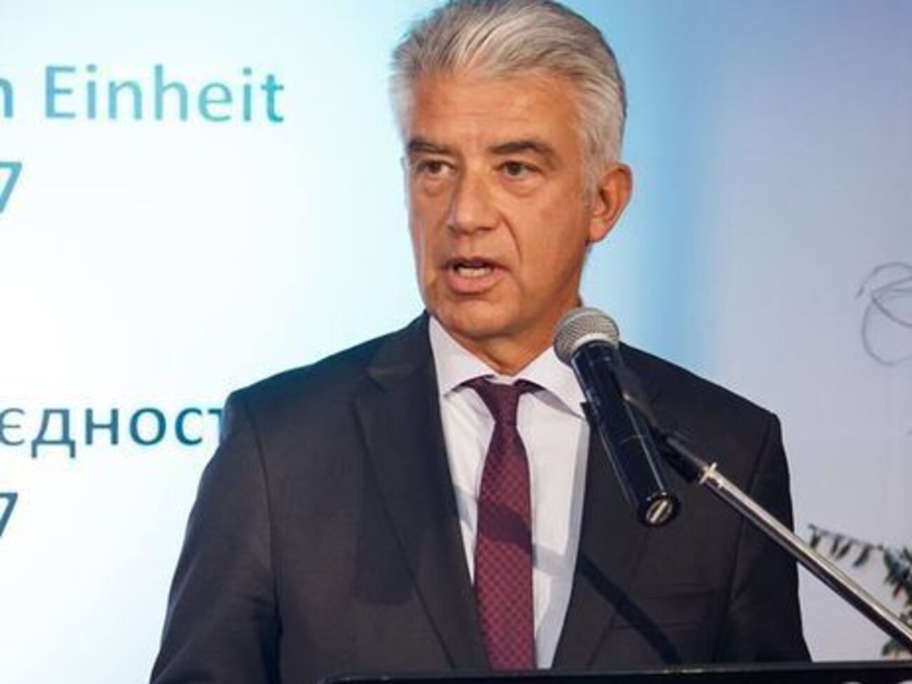 Мониторинговая миссия в Керченском проливе не должна поставить под вопрос политику непризнания незаконной аннексии Крыма, заявил Райхель