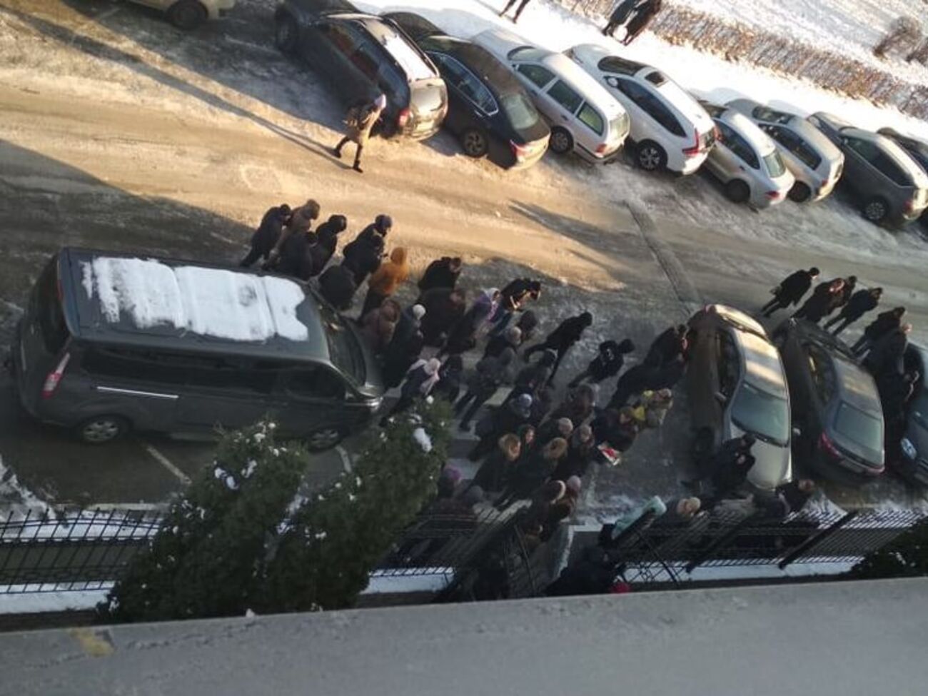 У НАБУ стверджують, що керівництво Аграрного фонду не попередило співробітників про обшук і тепер люди чекають на морозі