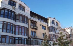 Квартира находится в доме по Оболонской набережной