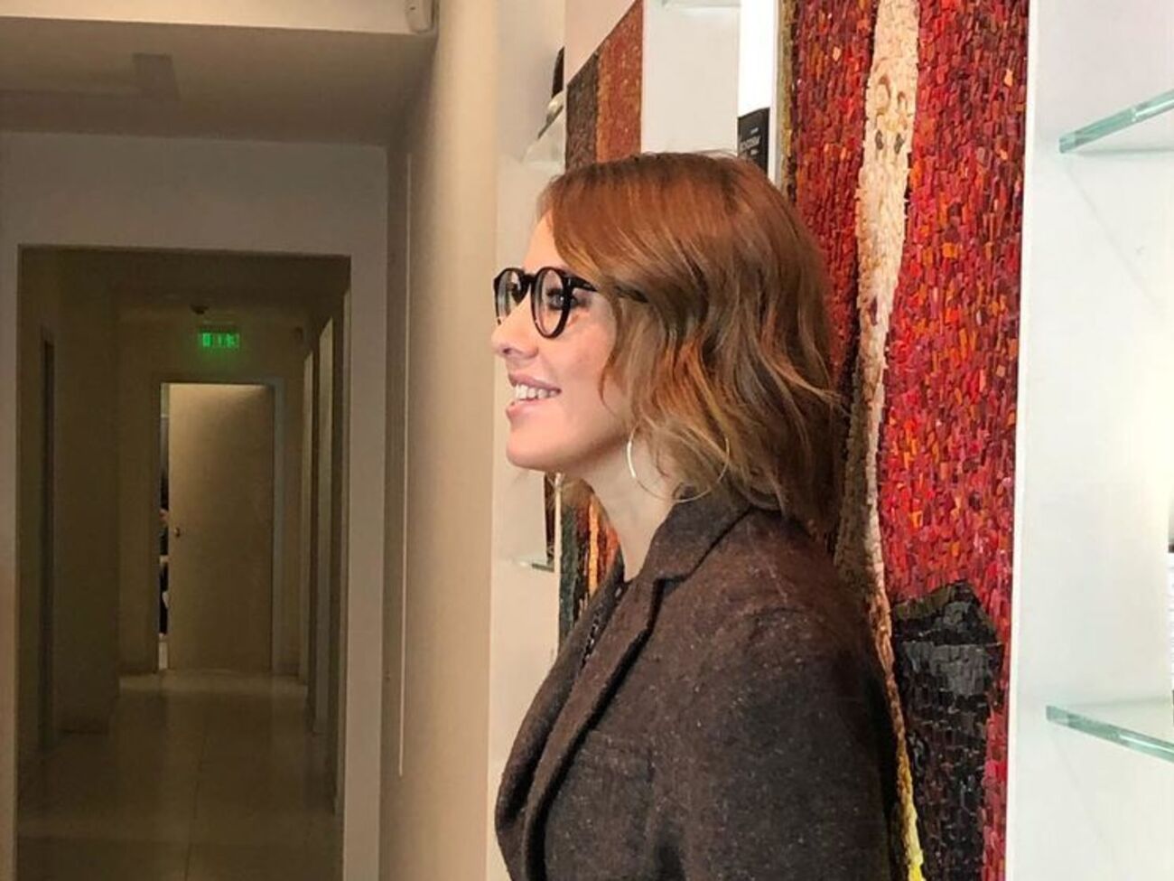 По данным журналистов, Собчак отправилась на свидание с Богомоловым в Париж