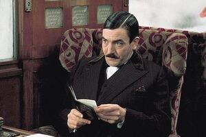 Фінні відомий за роллю Пуаро