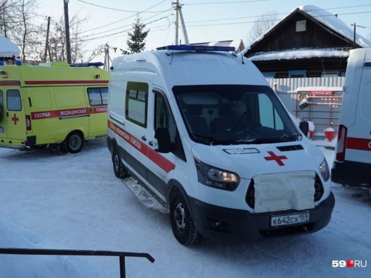 Пожильців притулку для людей похилого віку оглядали медики трьох бригад швидкої допомоги