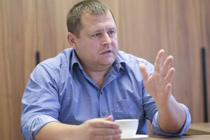 Филатов: Если Омелян или Гройсман примут решение строить аэропорт Днепра на Луне, не смогу противодействовать. Главное – чтобы построили