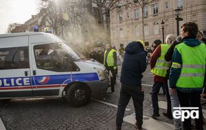 Во Франции продолжаются протесты "желтых жилетов"