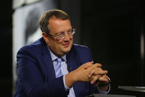 Антон Геращенко: Каждый, кто решит силой срывать законные политические акции любого кандидата, понесет ответственность