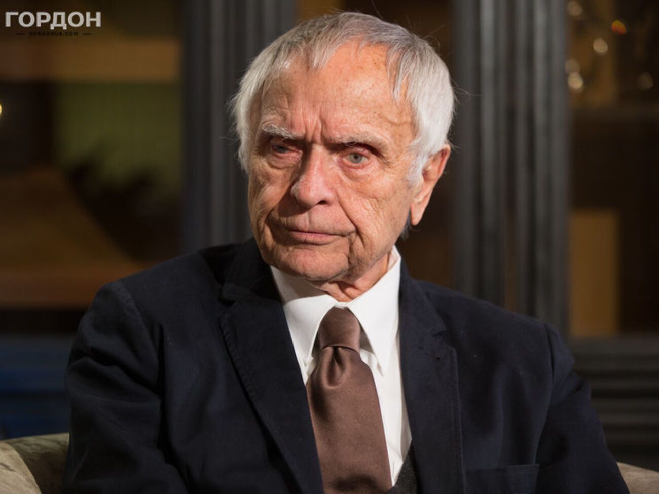 Павлычко посвятил стихотворение Порошенко