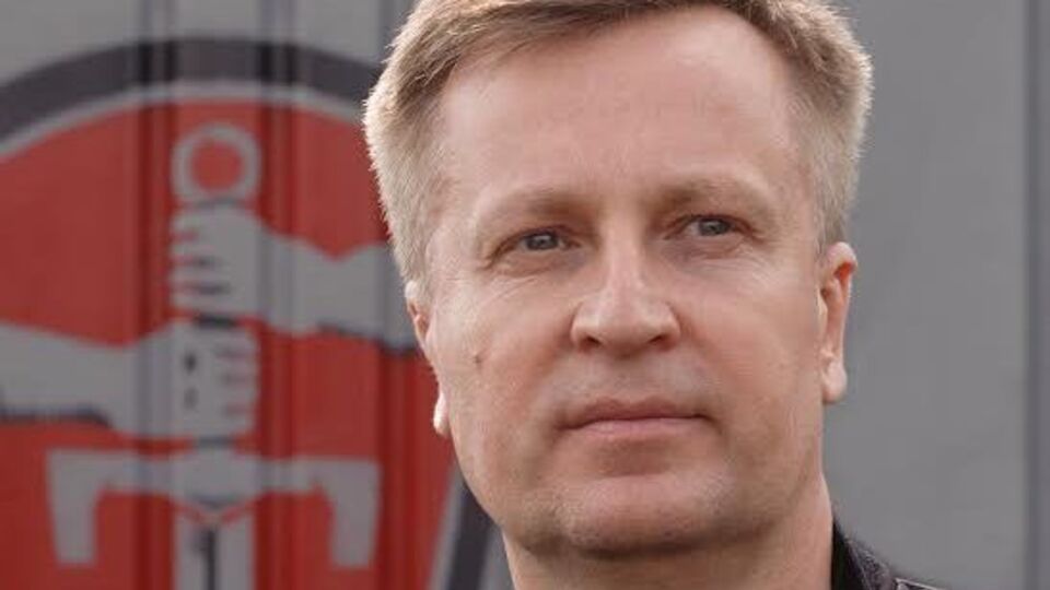 По словам Наливайченко, с помощью офшора в Украину ввезли 45 картин