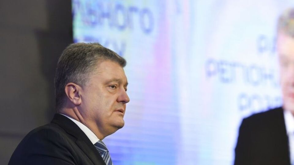 Порошенко: Если есть факты – ни фамилии, ни должности никого не должны защитить