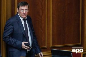 Луценко напомнил, что кандидат в президенты не может выдавать деньги
