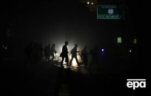 Три ночі жителі Венесуели провели в пітьмі