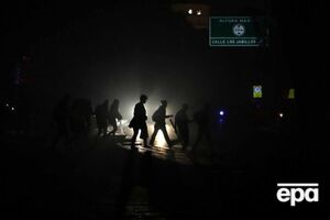 Три ночі жителі Венесуели провели в пітьмі