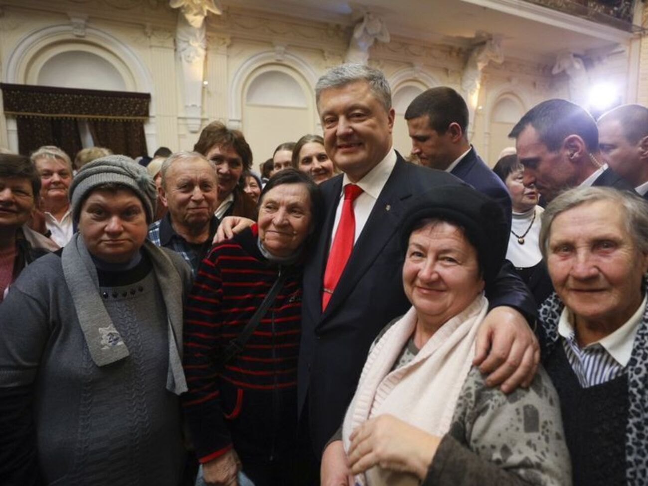 Фото- и видеоматериалы о поездках Порошенко в регионы у Гриценко считают предвыборной агитацией