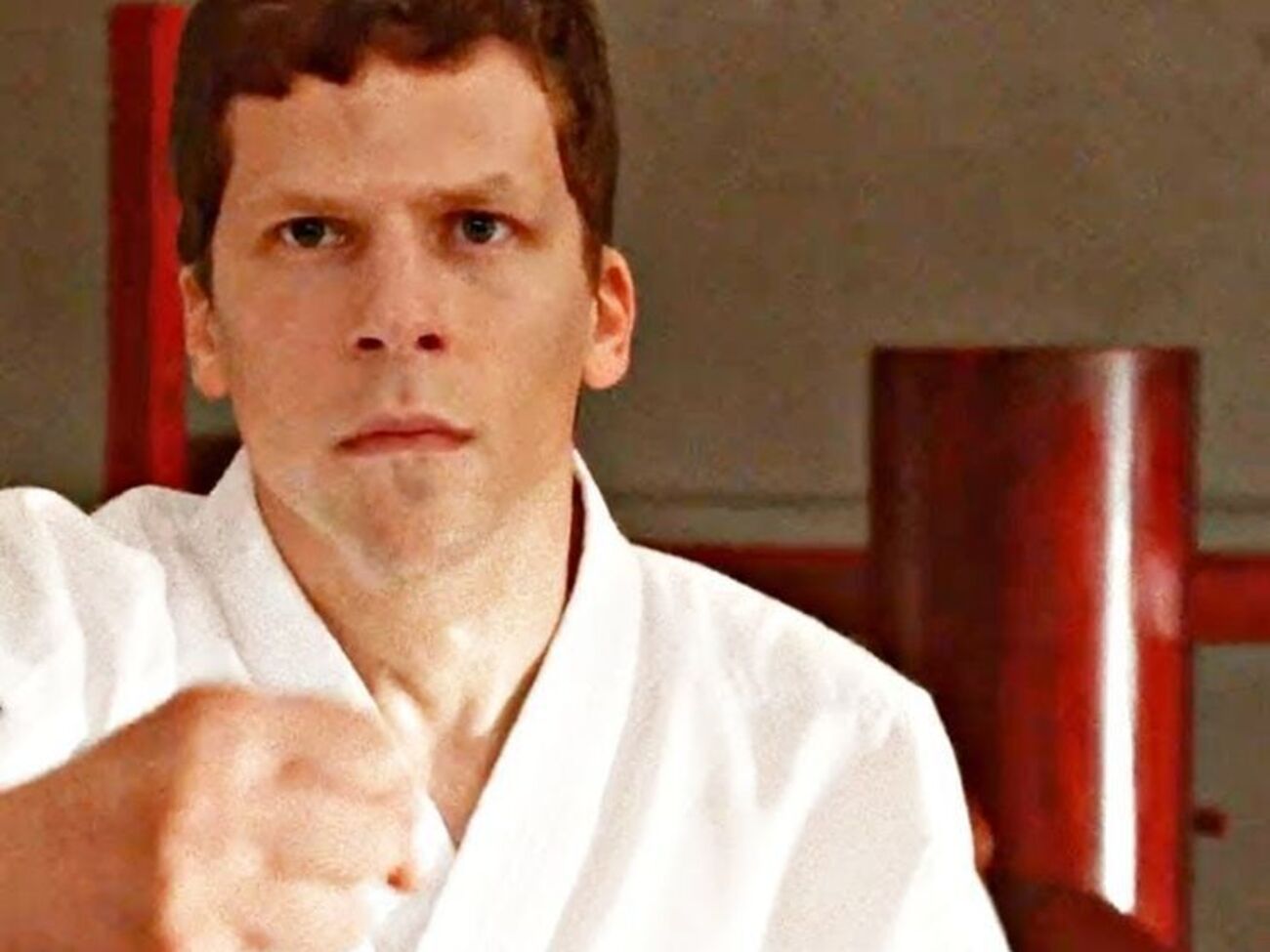 Головний герой вирішить навчитися битися заради своєї коханої