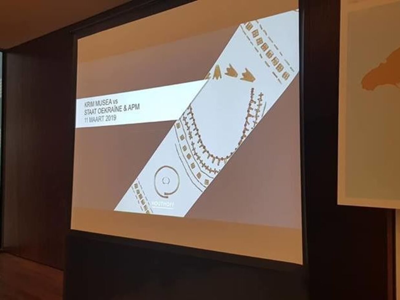 Крымские музеи не согласны с возвращением "скифского золота" Киеву
