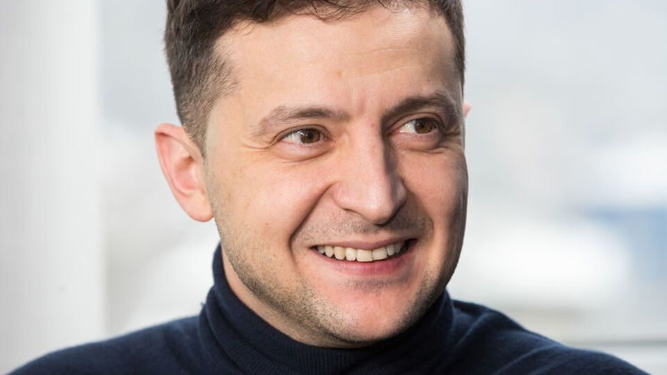 Согласно опросу, Зеленский имеет самый высокий уровень доверия среди кандидатов