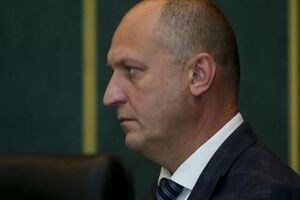 Лозовий прийшов на посаду голови області у 2018 році