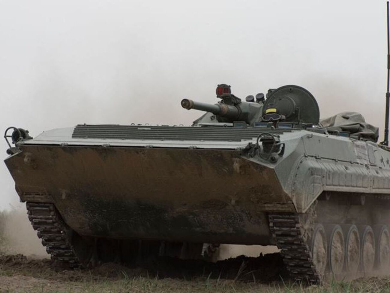 Дела о миллионных убытках при поставке запчастей для бронетехники военная прокуратура ни разу не довела до конца