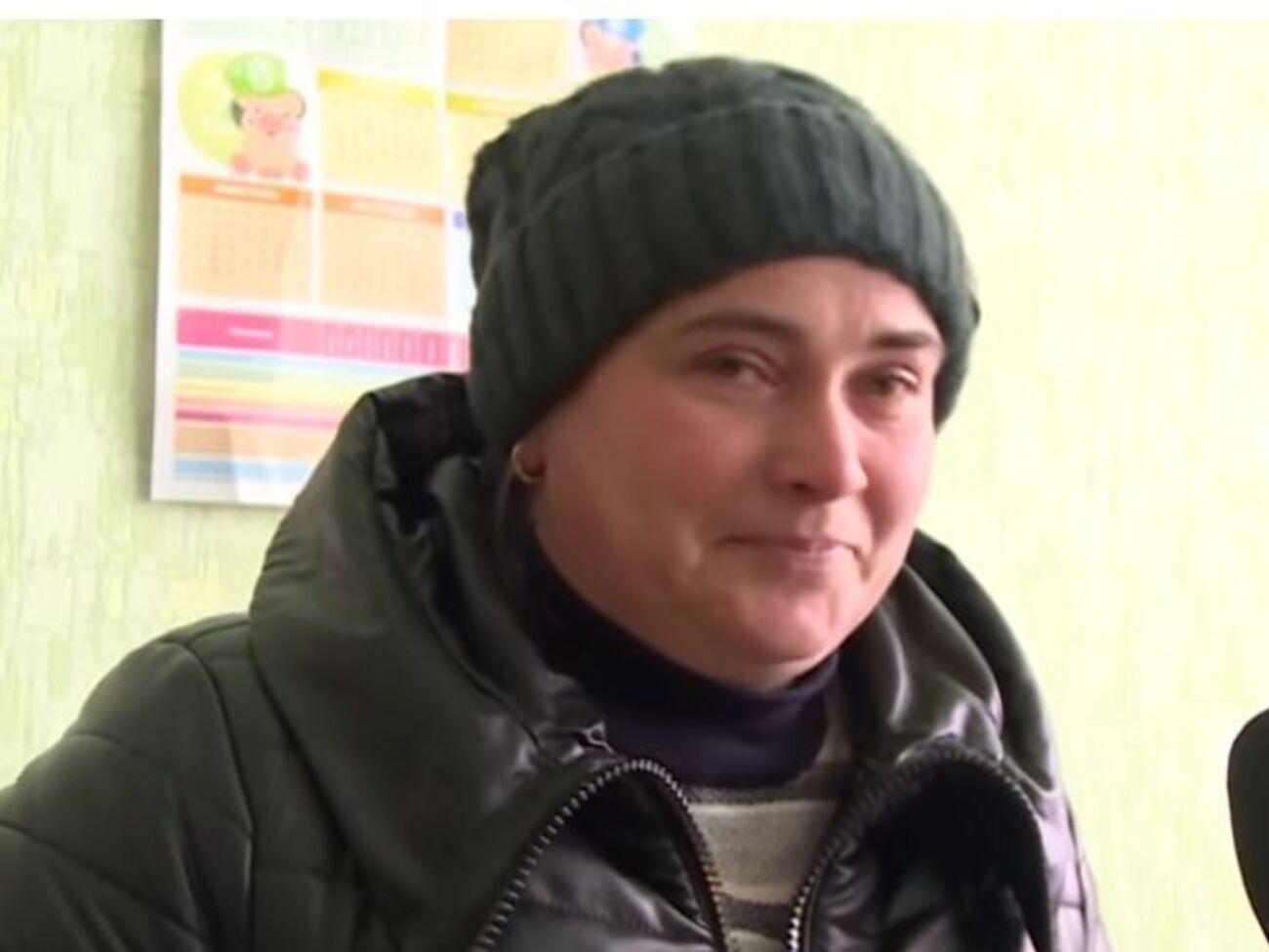 Одна из жертвователей на избирательную кампанию заявила, что ее смене в ресторане предложили подписать договор за 200 грн