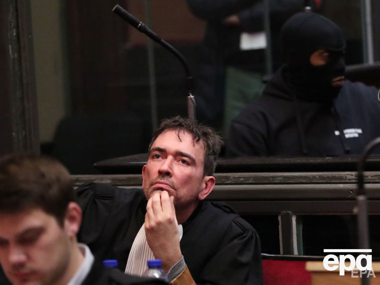 Наммуш открыл огонь из автомата Калашникова по зданию Еврейского музея
