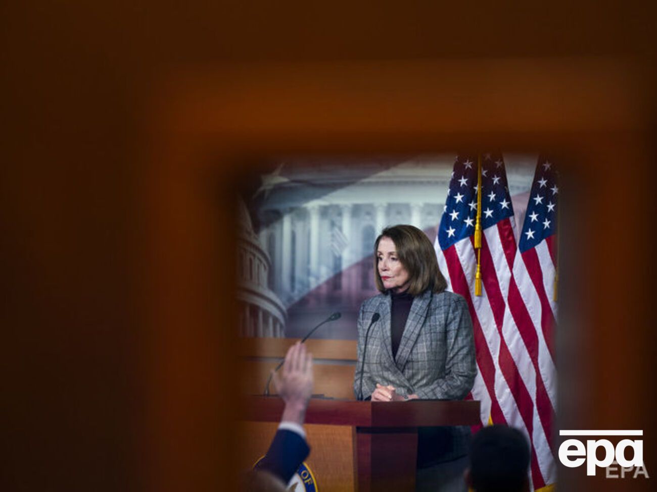Пелоси: Трамп просто этого не стоит