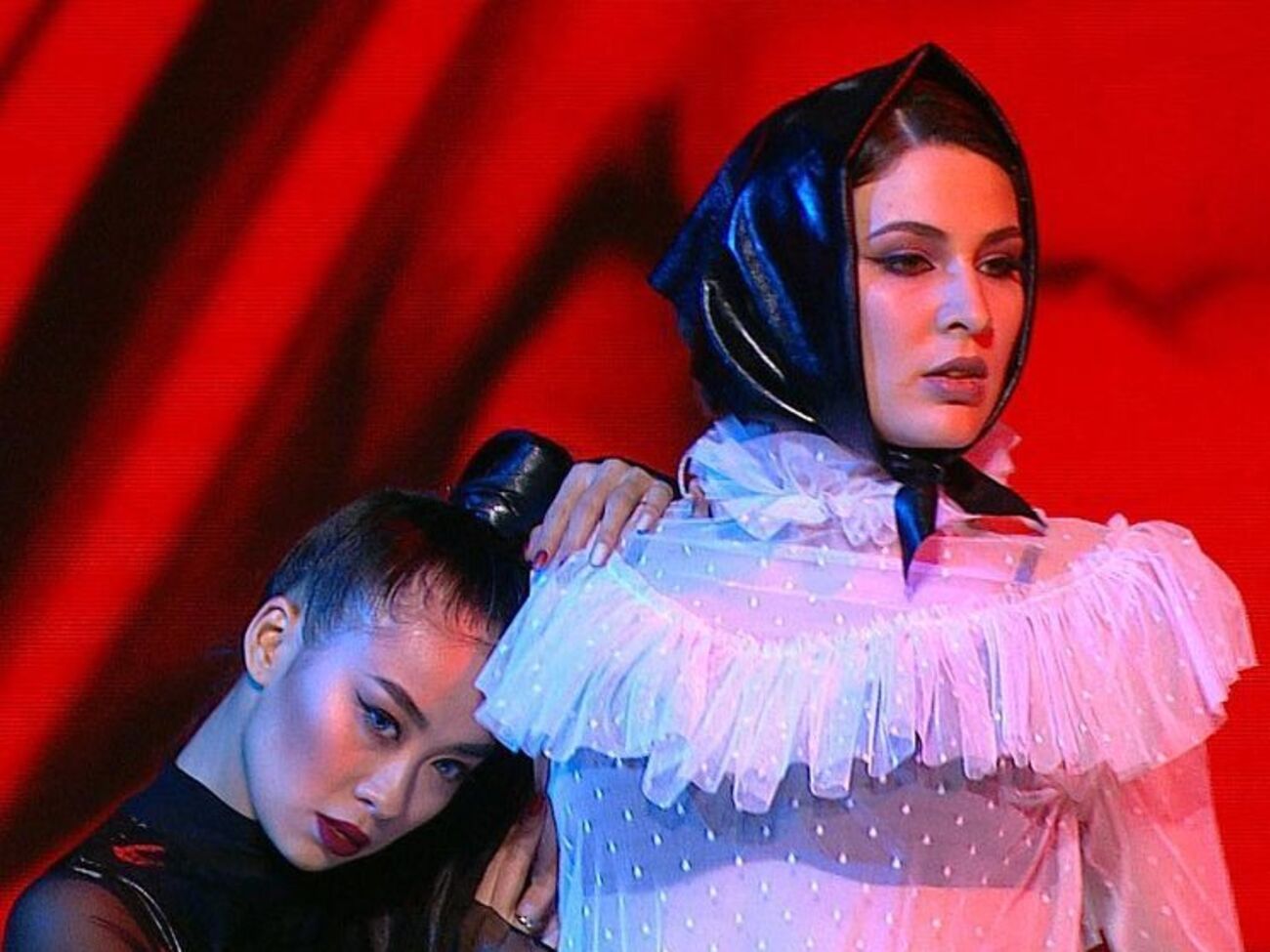 Maruv (на фото праворуч): Я находилася на відбори на все життя