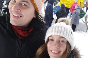 Де Брянский: Предстоит ждать 2,5 года, когда Елене назначат собеседование в посольстве