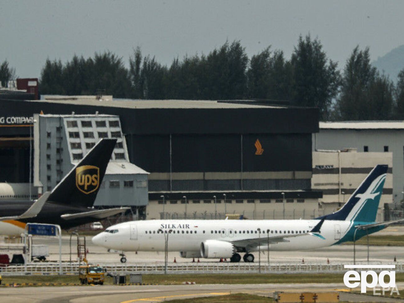 По всему миру приостанавливают эксплуатацию Boeing 737 MAX