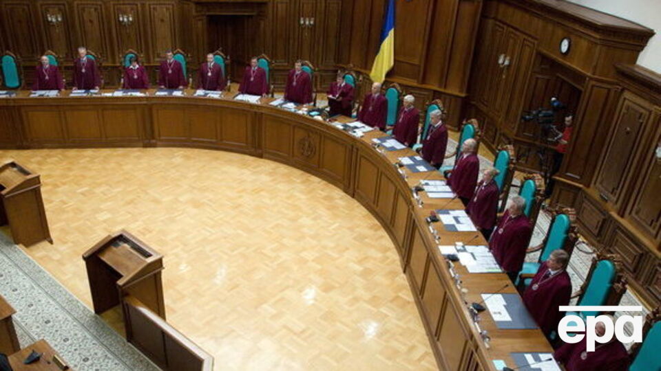 До КСУ звернулося 47 нардепів