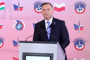 Дуда: Загрози, які поневолили нас понад 40 років тому, повертаються сьогодні в дещо іншій формі, але вони, безсумнівно, повертаються