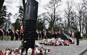 Пам'ятник відкрили 9 лютого