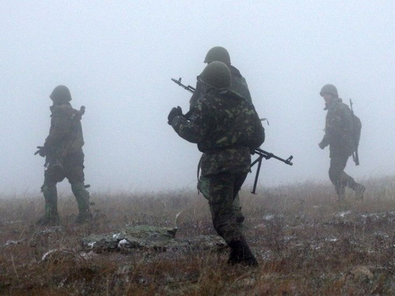 Военный конфликт на Донбассе, по данным социологов, украинцы считают самой важной проблемой