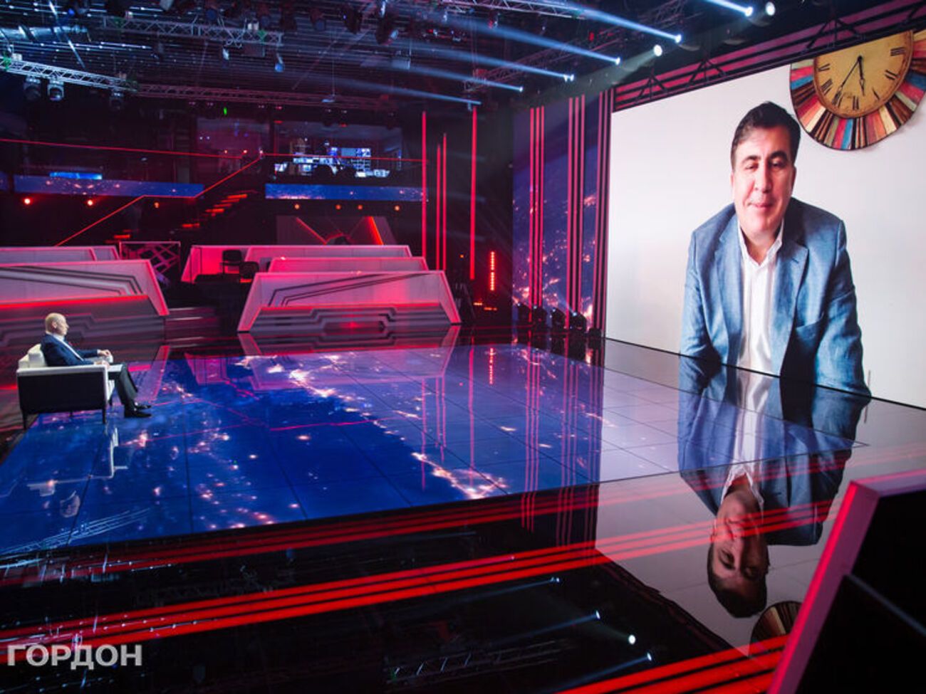 Саакашвили: Если Порошенко выиграет второй срок, через пять лет украинцев, которых мы сейчас знаем, уже не будет