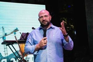 Парцхаладзе рассказал о новых строительных нормах для общественных зданий