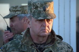 Муженко: Добровольцы являются важнейшей гарантией защиты независимости Украины