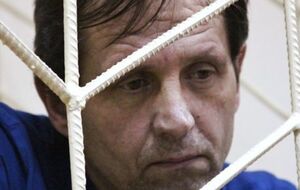 Балуху правозащитники передали продукты и сигареты