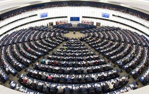 Резолюция принята 447 голосами