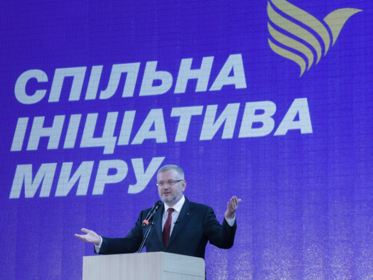 Олександр Вілкул: Насправді, це провал української влади. Вона мала першою вручити Жванецькому орден