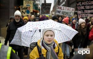 Тунберг зимой ездила на Всемирный экономический форум в Давос, чтобы напомнить властям и бизнесу всего мира о необходимости бороться с климатическими изменениями