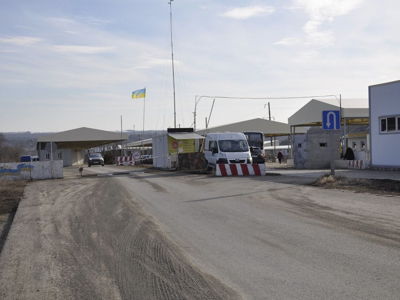 Один мужчина умер на пункте пропуска "Новотроицкое"