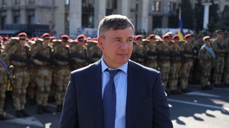 Гелетей засекретил информацию о земле Порошенко