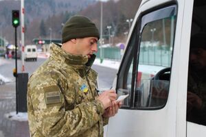 На Донбасі діє пропускний режим з окупованими територіями