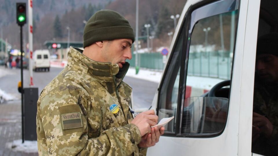 На Донбассе действует пропускной режим с оккупированными территориями