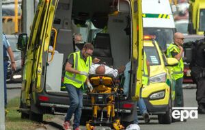 15 березня внаслідок стрілянини в мечетях Аль-Нур і Лінвуд у Крайстчерчі в Новій Зеландії загинуло 49 осіб