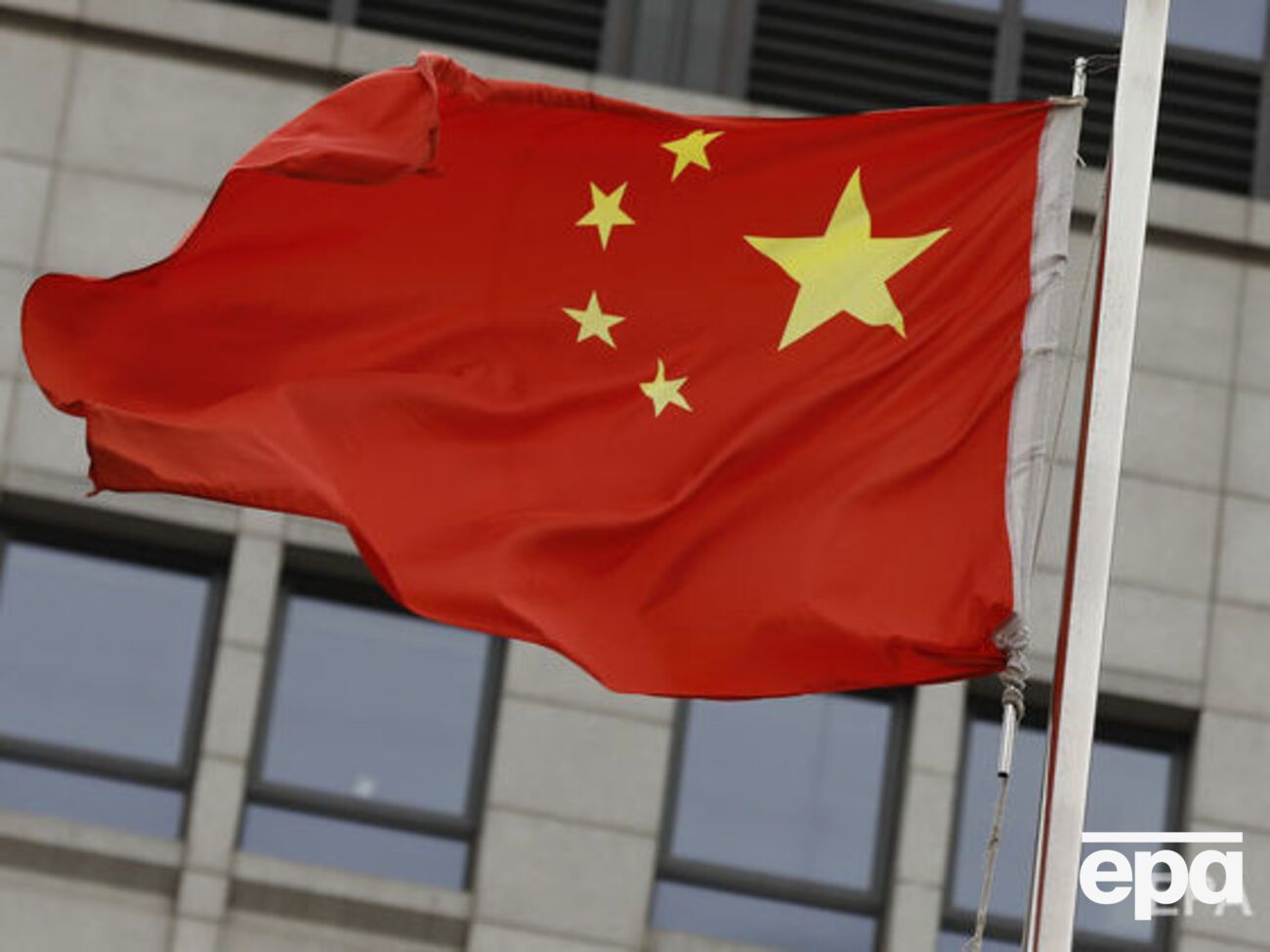 В Китае продолжают поиски людей, пропавших после схода оползня