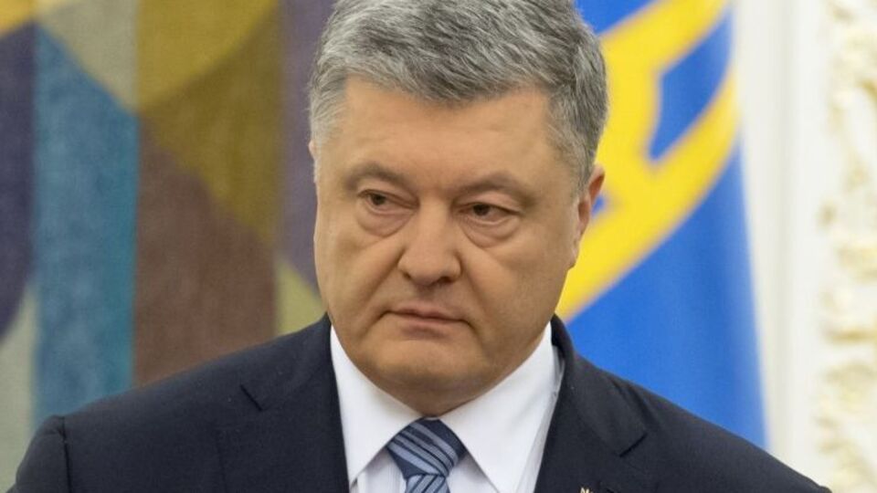 Порошенко: Не можна підтримувати популістів або маріонеток опальних олігархів