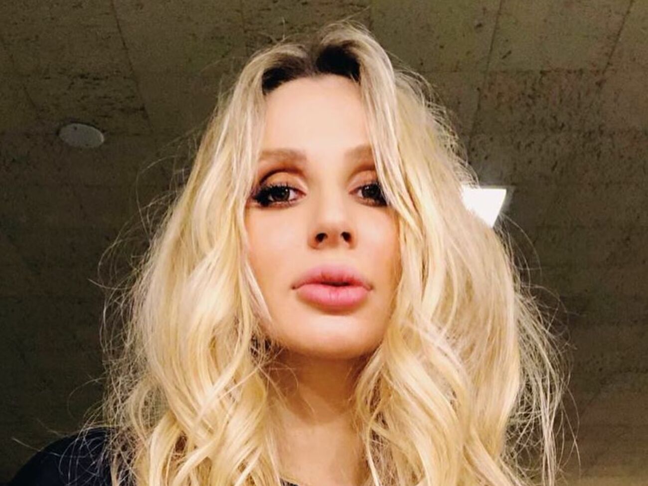 Loboda: Доброго ранку, а для нас добраніч
