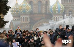 Аннексию Крыма негативно оценивают только 8% россиян