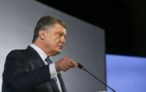 Порошенко: Десятки років агентура ФСБ і російське лобі у високих кабінетах гальмували проект диверсифікації палива