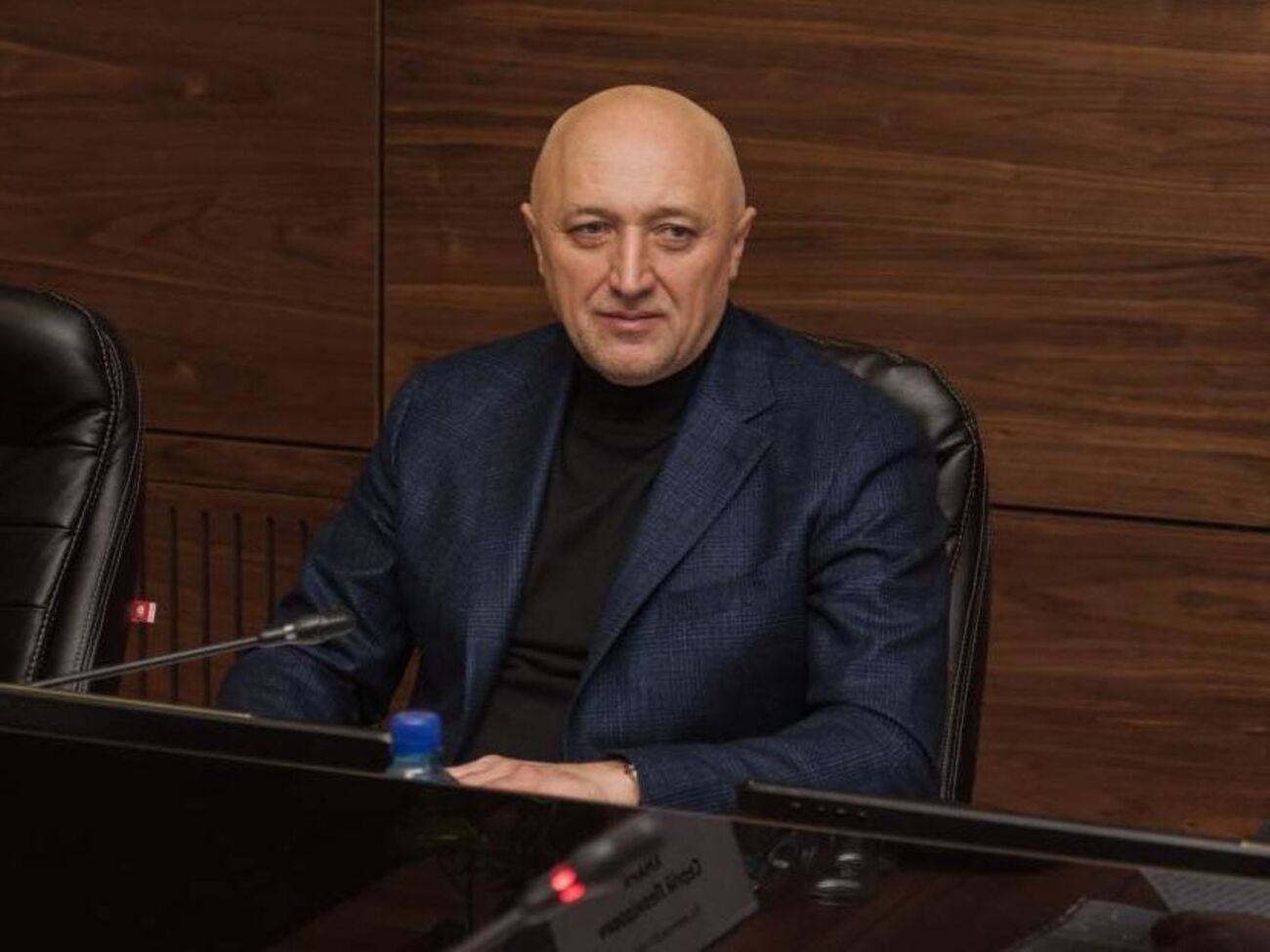 16 марта президент Украины уволил Головко